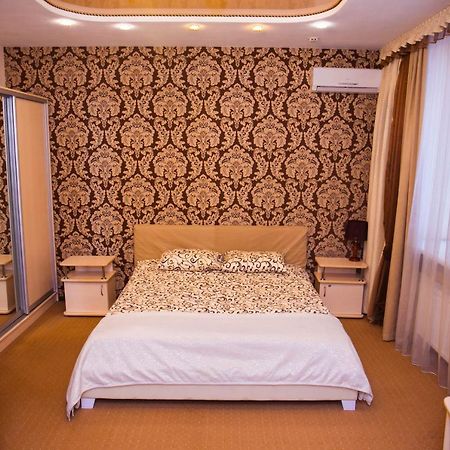 Siesta Hotel Kharkiv Bagian luar foto
