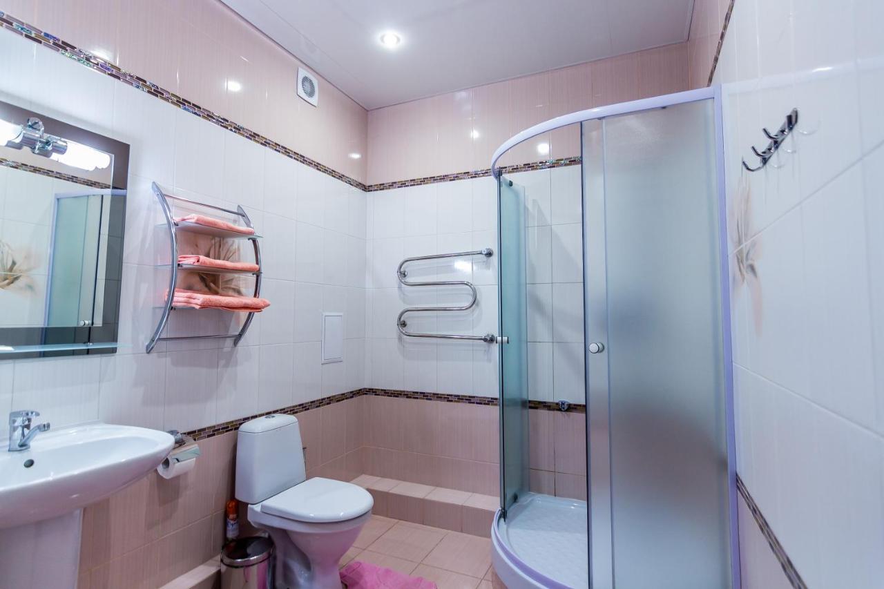 Siesta Hotel Kharkiv Bagian luar foto