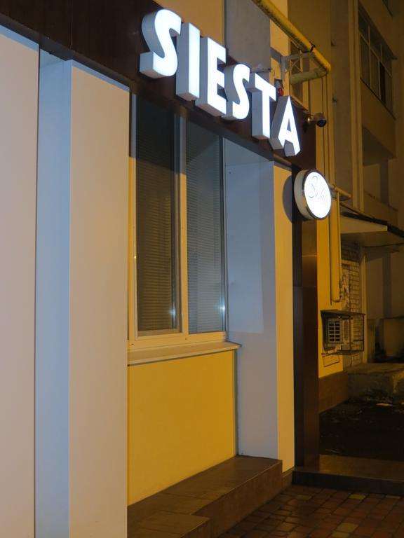 Siesta Hotel Kharkiv Bagian luar foto