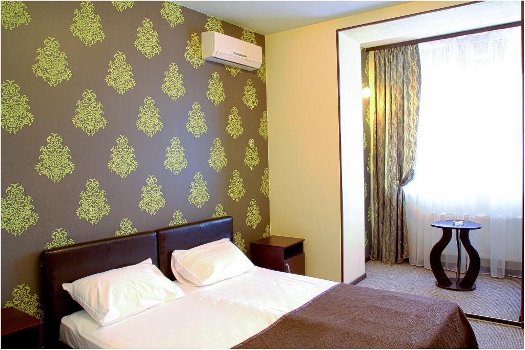 Siesta Hotel Kharkiv Ruang foto