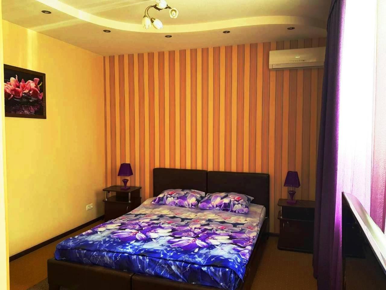 Siesta Hotel Kharkiv Bagian luar foto