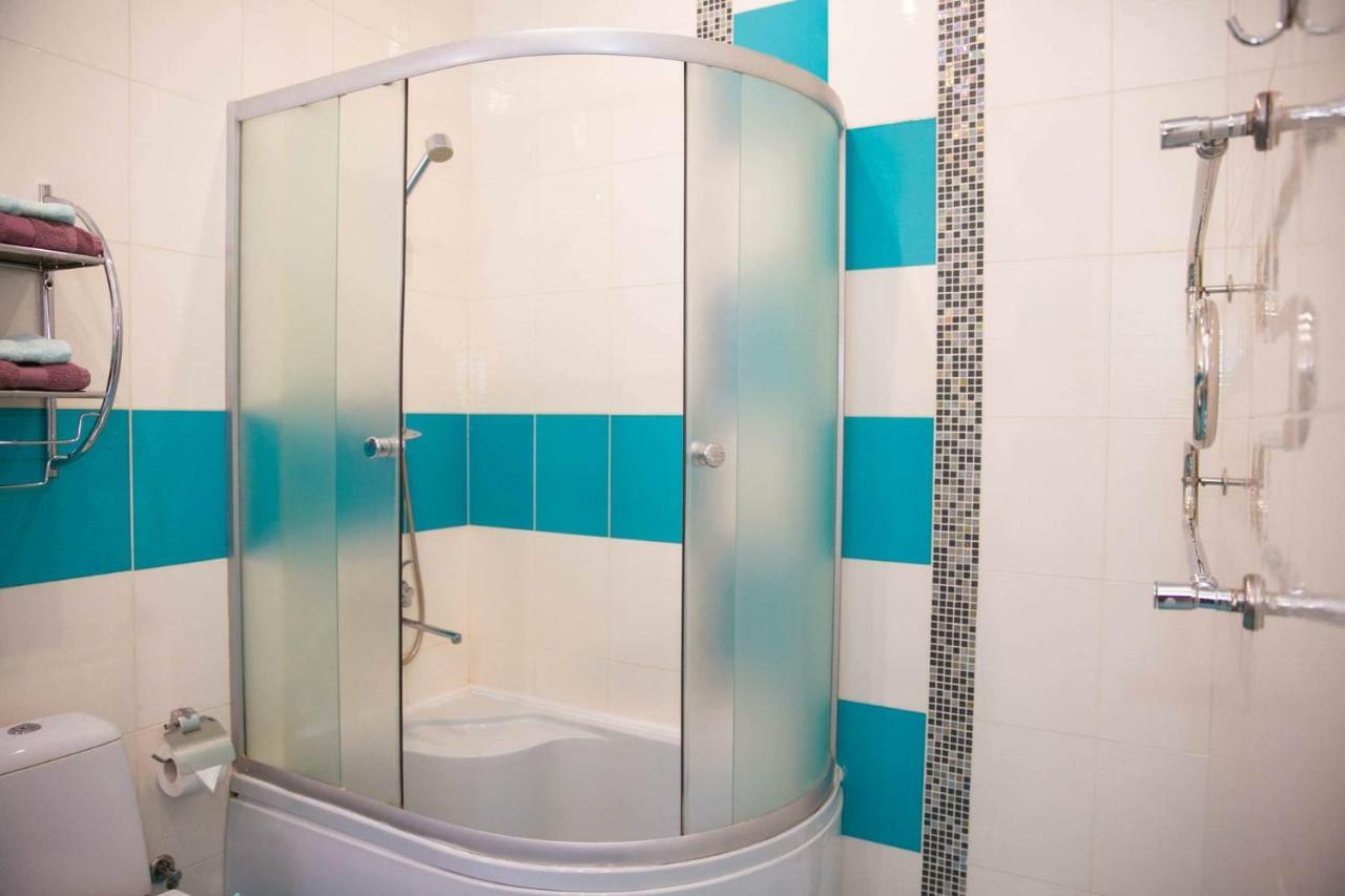 Siesta Hotel Kharkiv Bagian luar foto