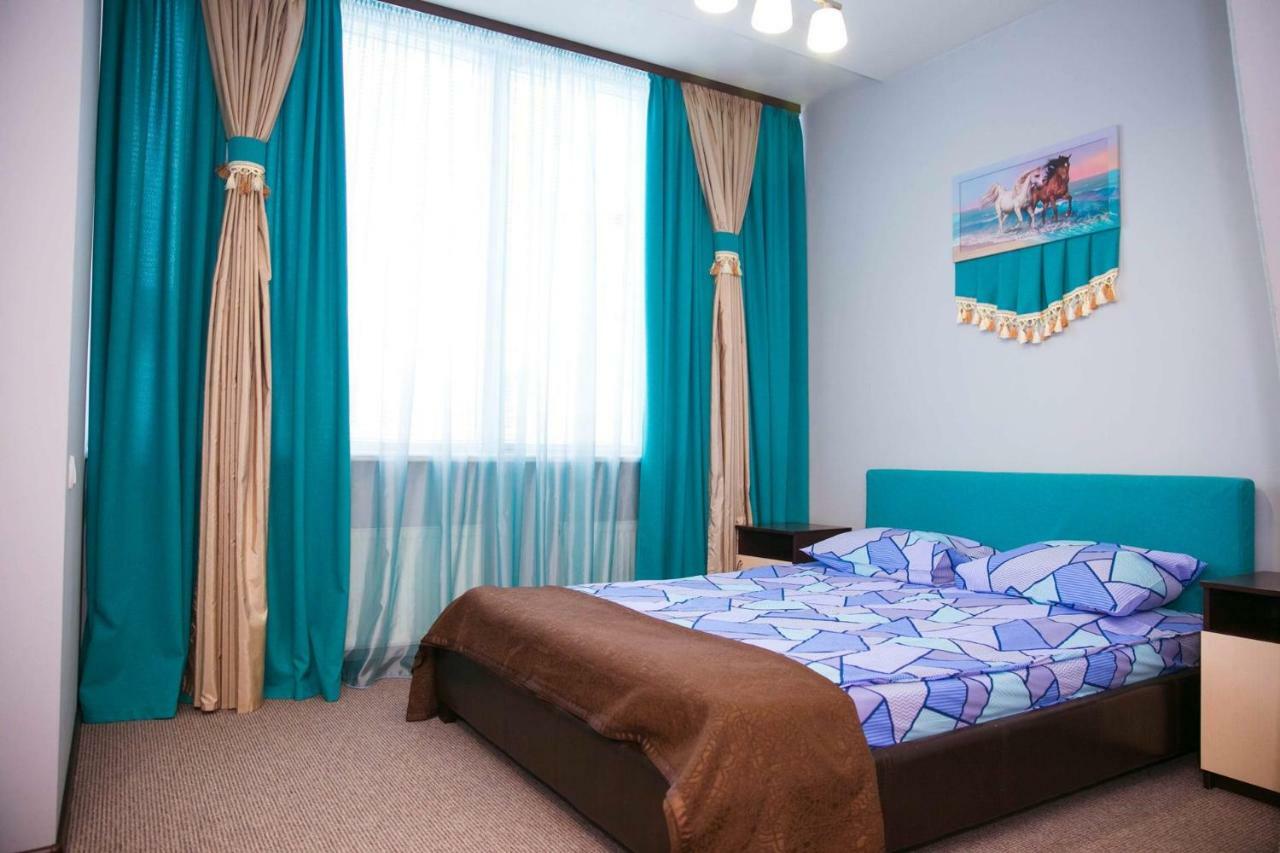 Siesta Hotel Kharkiv Bagian luar foto